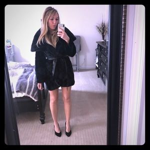 Tahari faux fur with faux leather belt coat